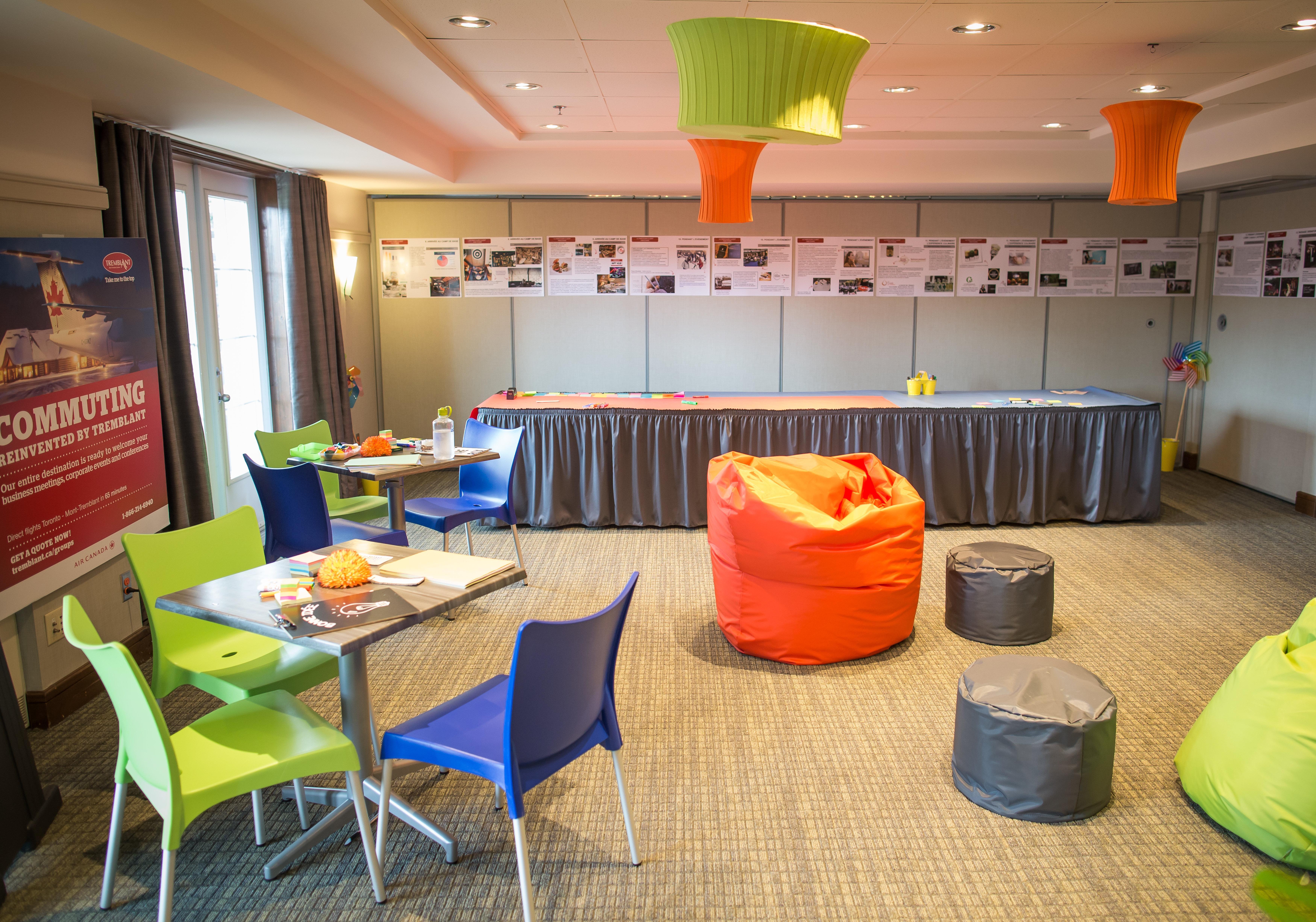 Holiday Inn Express & Suites Tremblant By Ihg Mont-Tremblant Exteriör bild