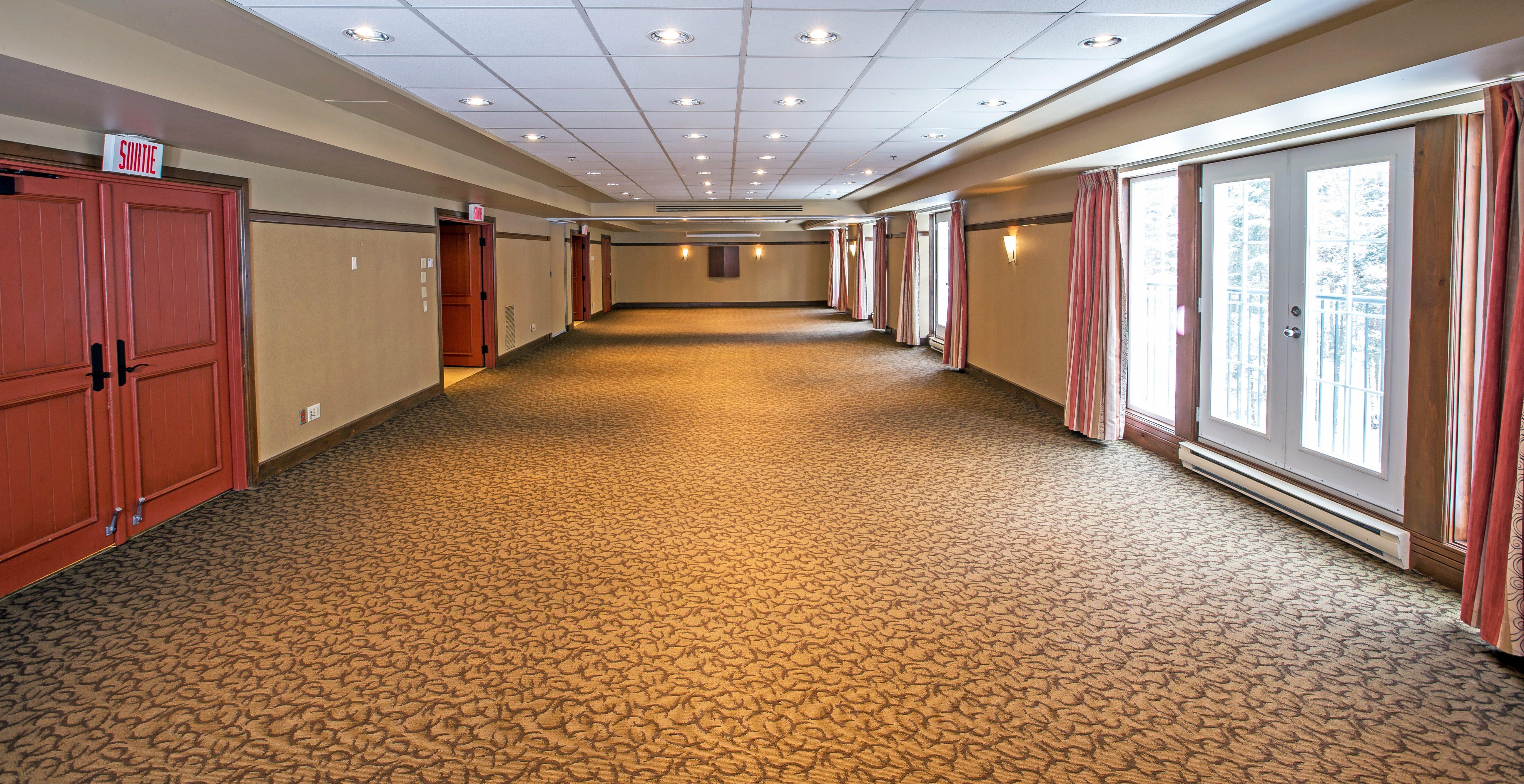 Holiday Inn Express & Suites Tremblant By Ihg Mont-Tremblant Exteriör bild