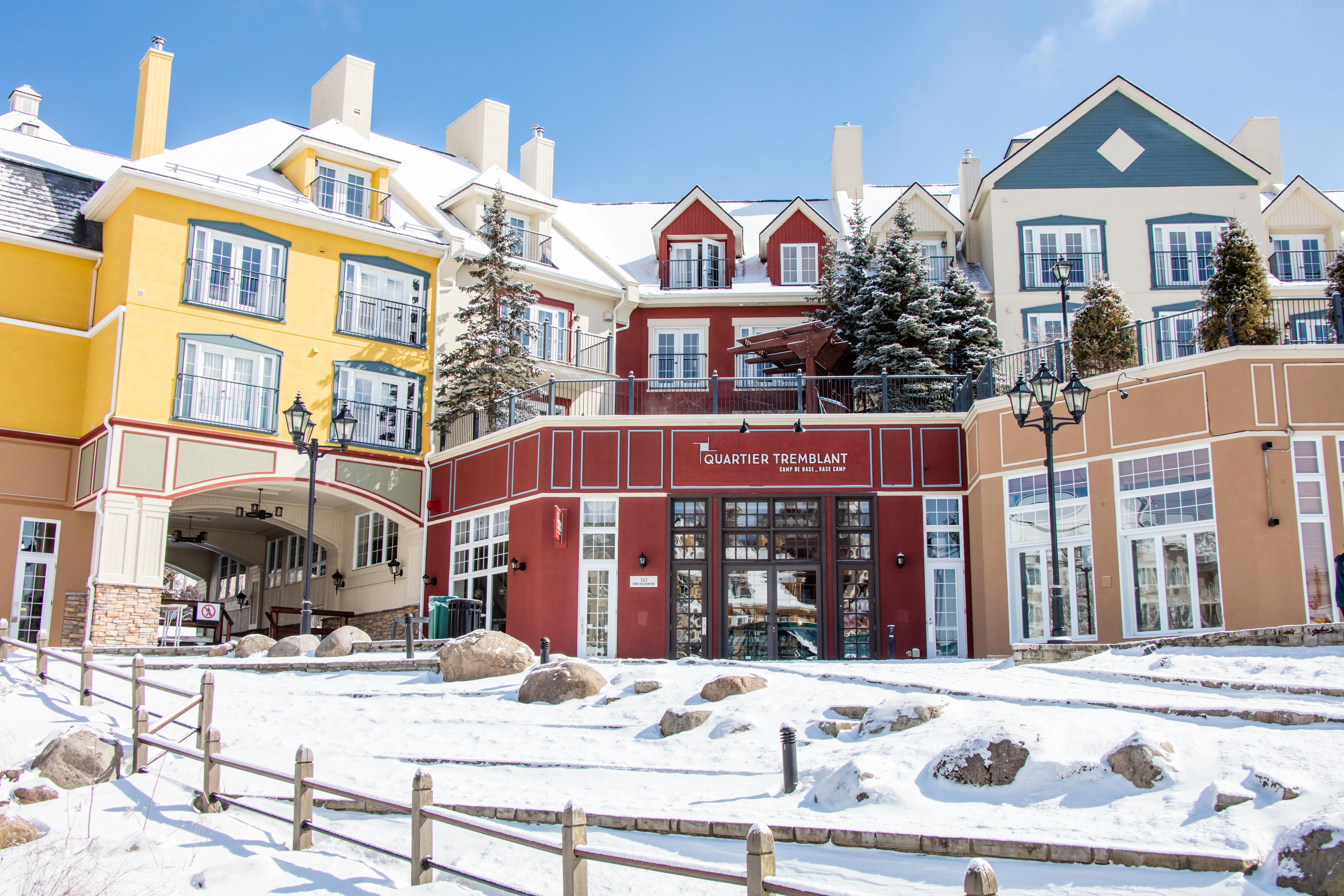 Holiday Inn Express & Suites Tremblant By Ihg Mont-Tremblant Exteriör bild