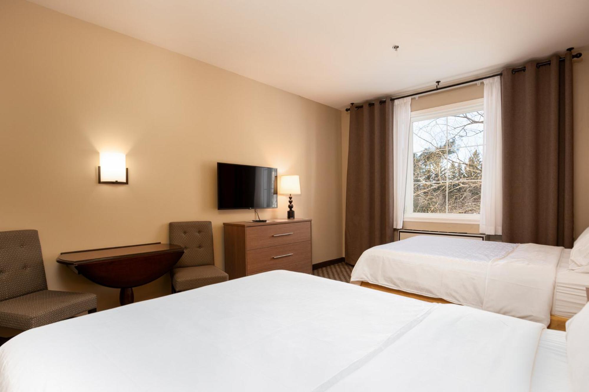 Holiday Inn Express & Suites Tremblant By Ihg Mont-Tremblant Exteriör bild