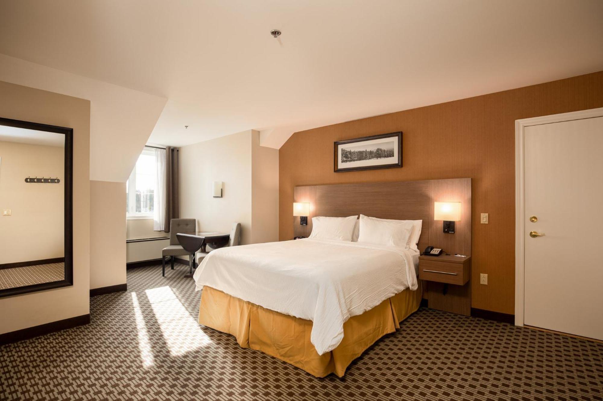 Holiday Inn Express & Suites Tremblant By Ihg Mont-Tremblant Exteriör bild