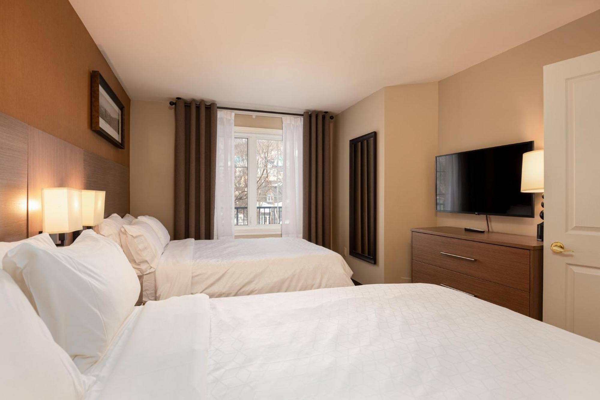 Holiday Inn Express & Suites Tremblant By Ihg Mont-Tremblant Exteriör bild