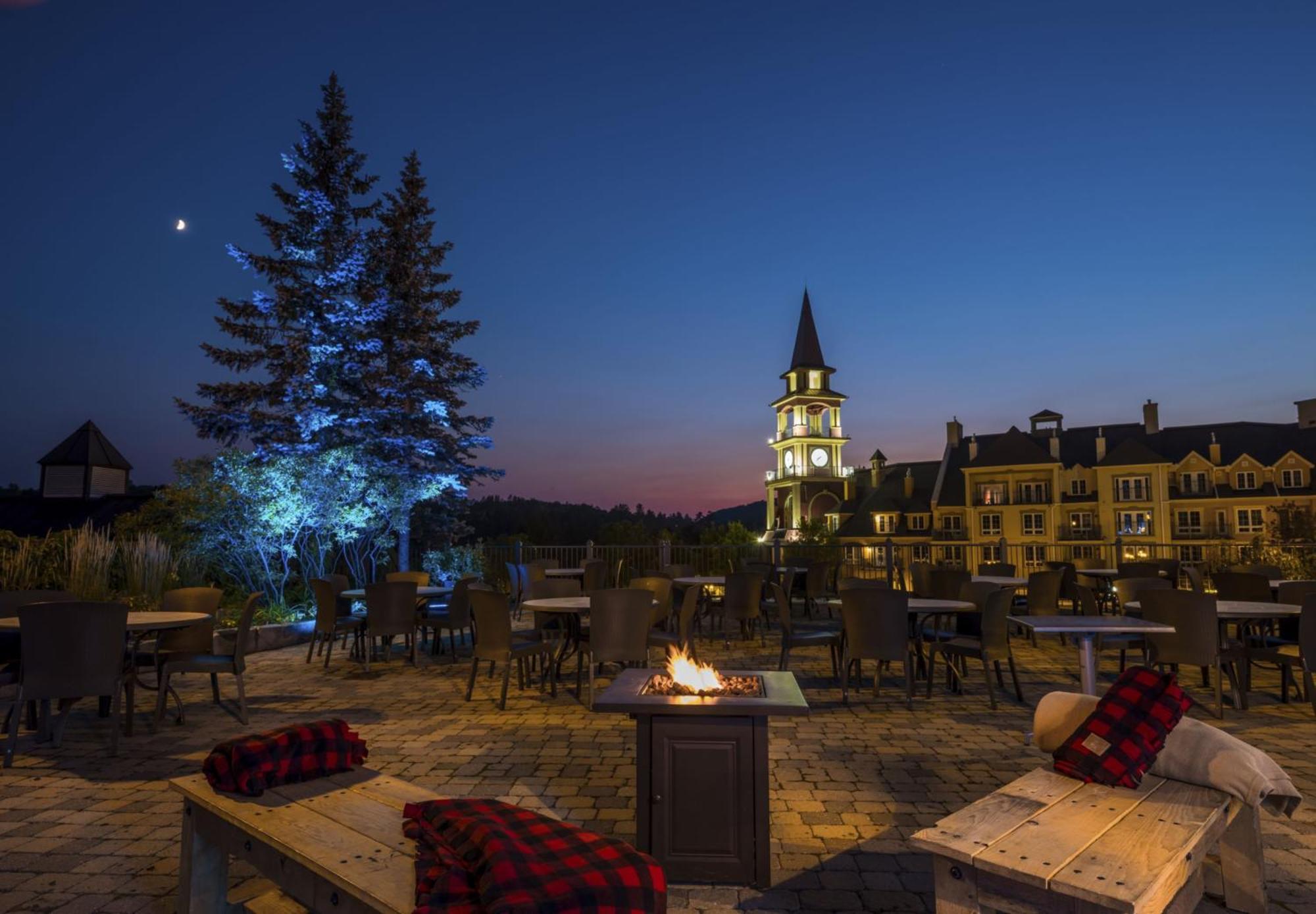 Holiday Inn Express & Suites Tremblant By Ihg Mont-Tremblant Exteriör bild